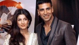 Akshay kumar with wife Twinkle Khanna