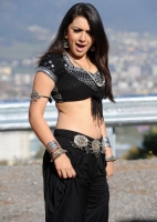 Hansika motwani