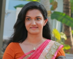 Honey rose