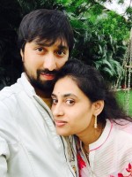 K s ravindra with wife anusha