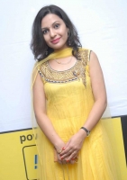 Mona parvaresh