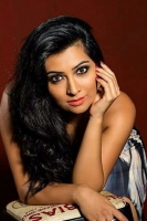 Radhika pandit