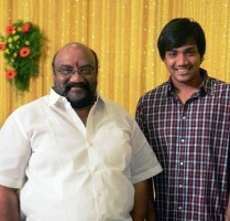 Santhana bharathi with son sanjay