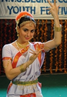 Shraddha arya