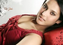 Tulip joshi model hot photo